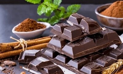 شکلات کاکائویی مناسب تهیه کیک های خانگی و جذاب